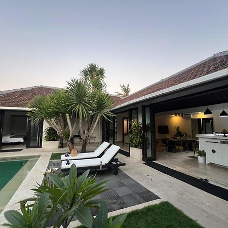 The Mia Bali Villa Kerobokan Eksteriør bilde